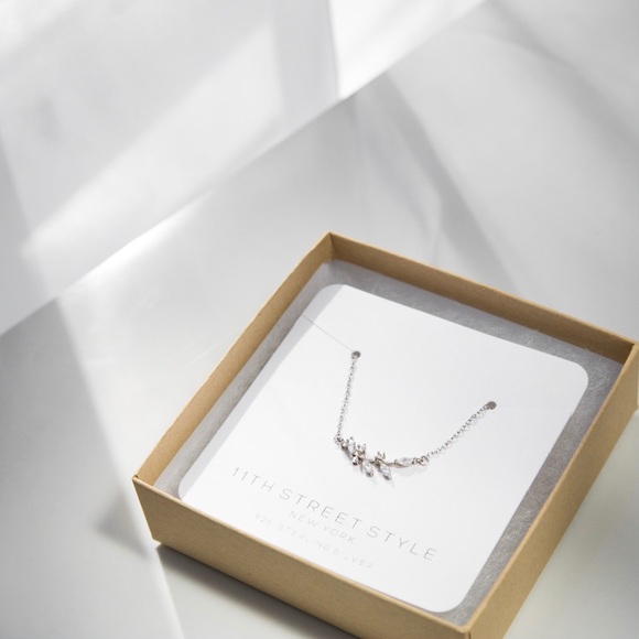 Vine Necklace | 925 Silver - Picture 4 of 8